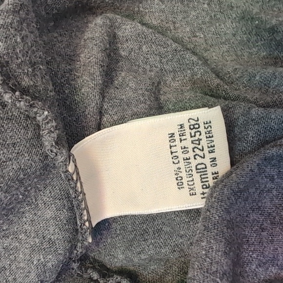 L.L. Bean Traditional Fit Gray Short Sleeve T Shirt - Picture 4 of 4